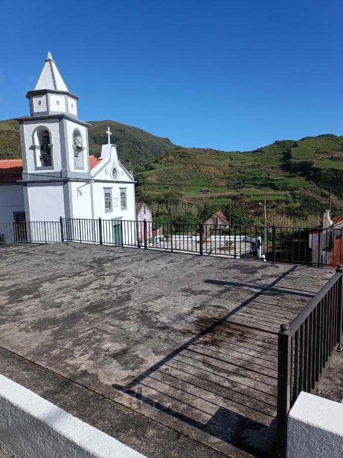 Alojamento Local M&I Lajes das Flores Экстерьер фото