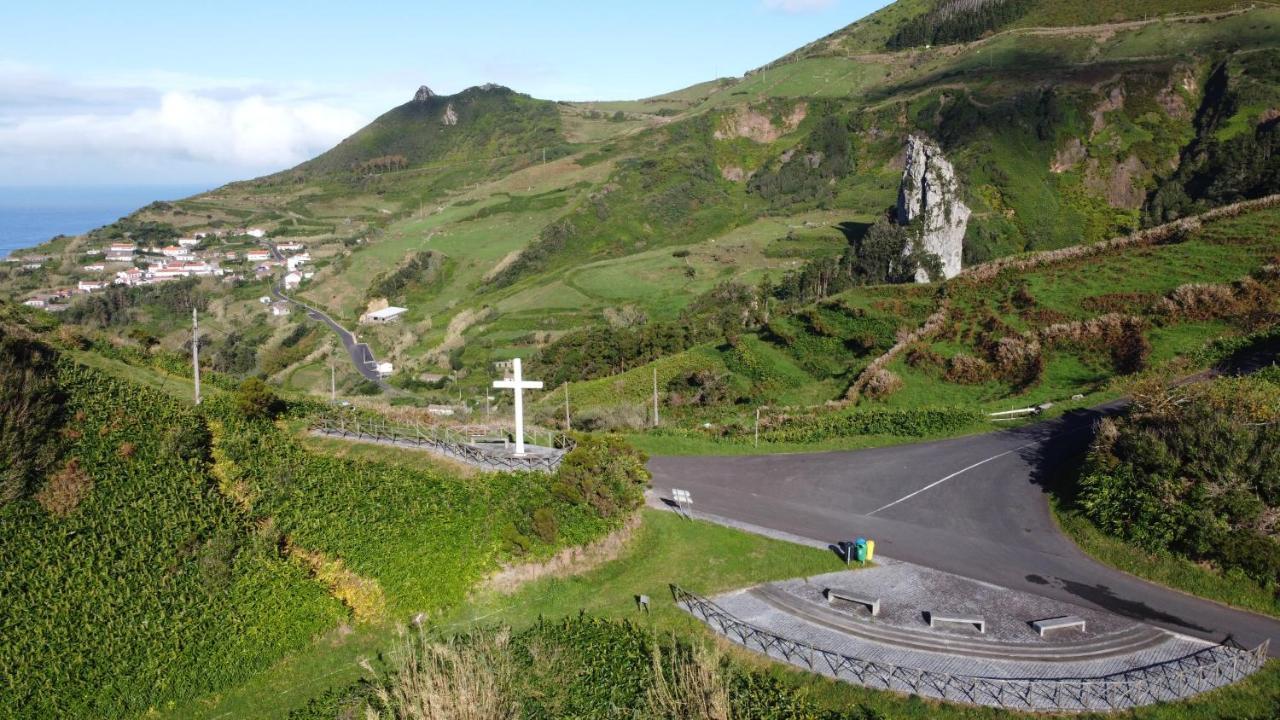 Alojamento Local M&I Lajes das Flores Экстерьер фото