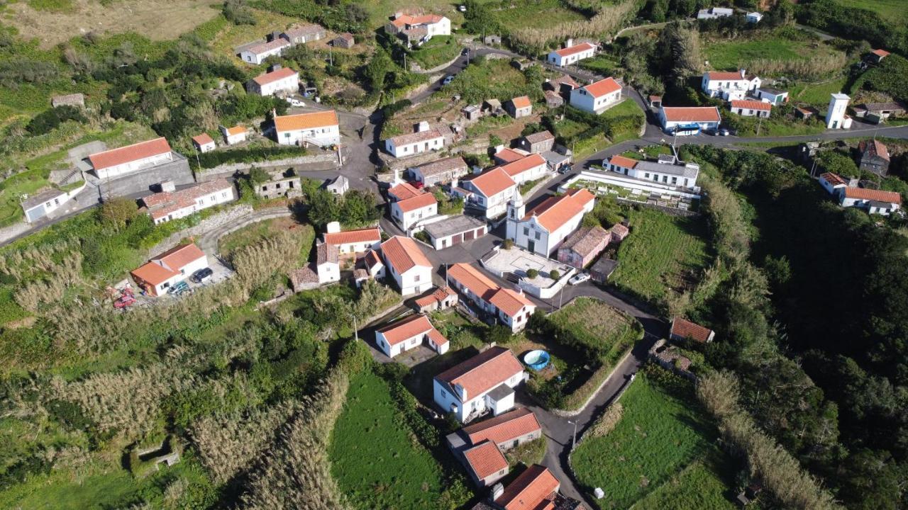 Alojamento Local M&I Lajes das Flores Экстерьер фото